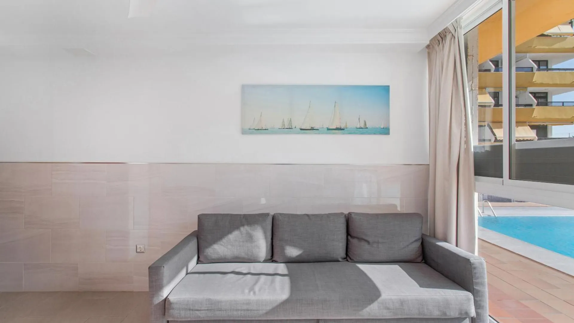 El Nido De Los Angeles Apartamentos 普拉亚戴尔雷安格莱斯 公寓