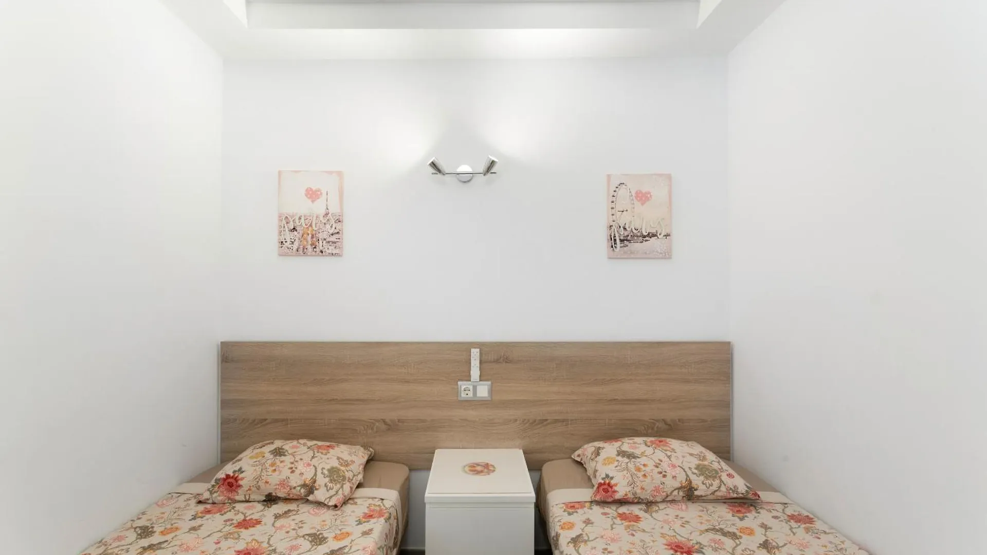 El Nido De Los Angeles Apartamentos 普拉亚戴尔雷安格莱斯 公寓